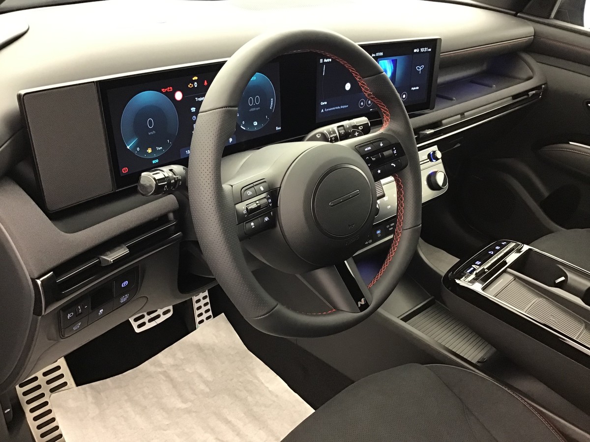 HYUNDAI TUCSON FEEL N LINE