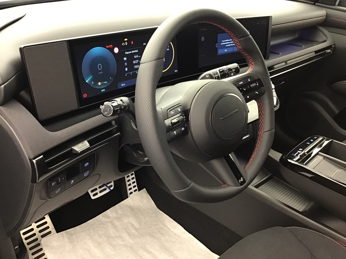 HYUNDAI TUCSON FEEL N LINE