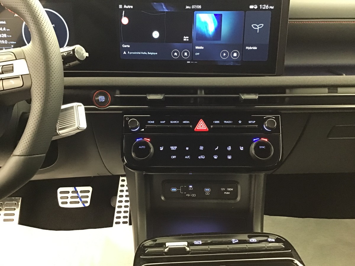 HYUNDAI TUCSON FEEL N LINE