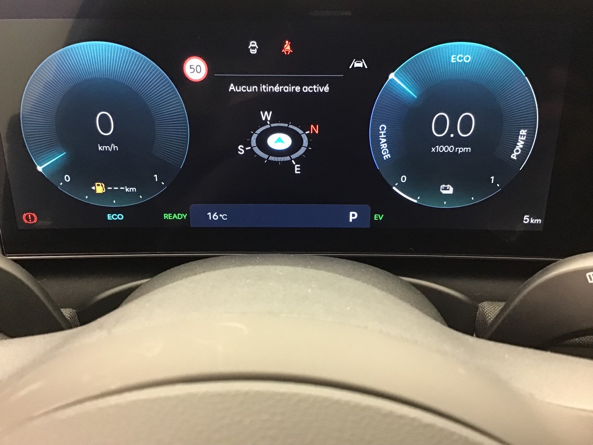 HYUNDAI TUCSON FEEL N LINE