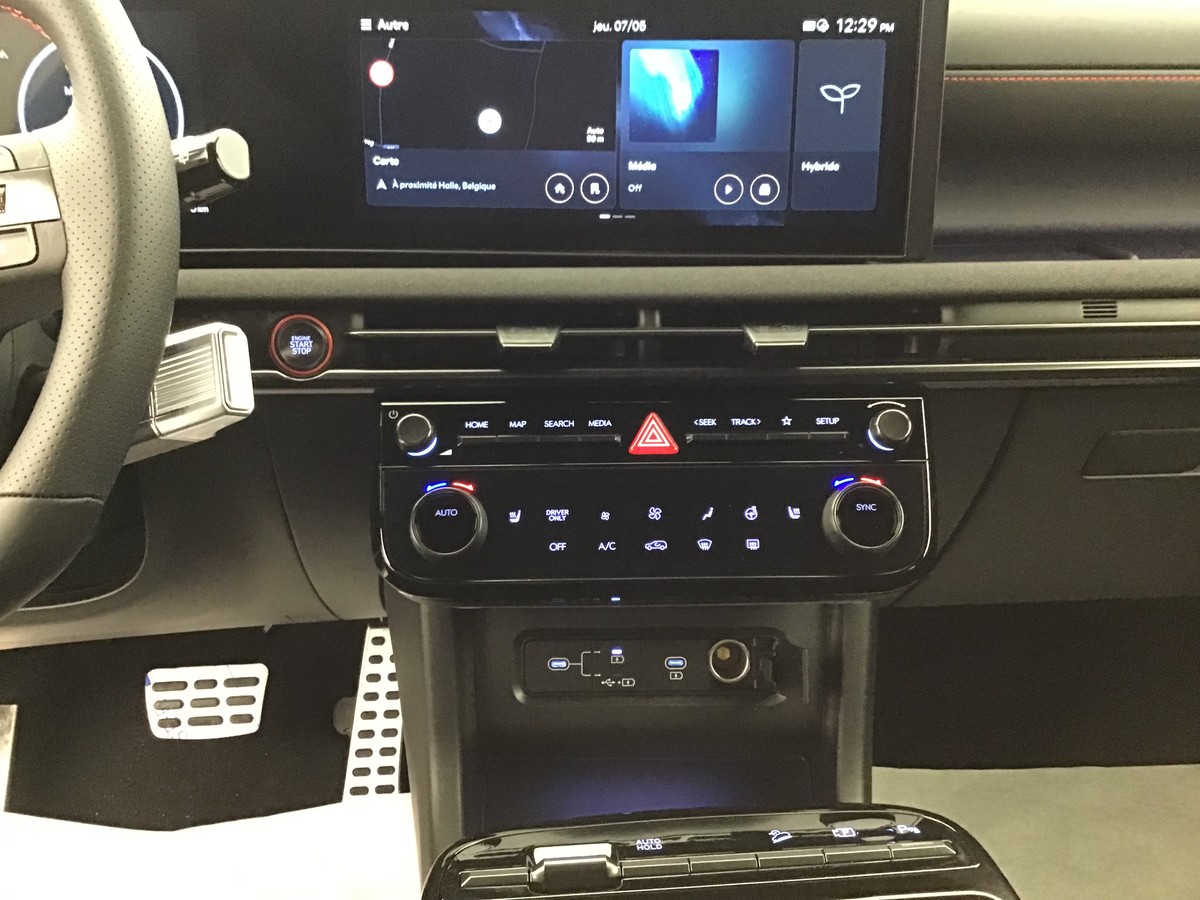 HYUNDAI TUCSON FEEL N LINE
