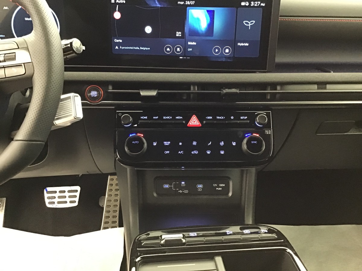 HYUNDAI TUCSON FEEL N LINE