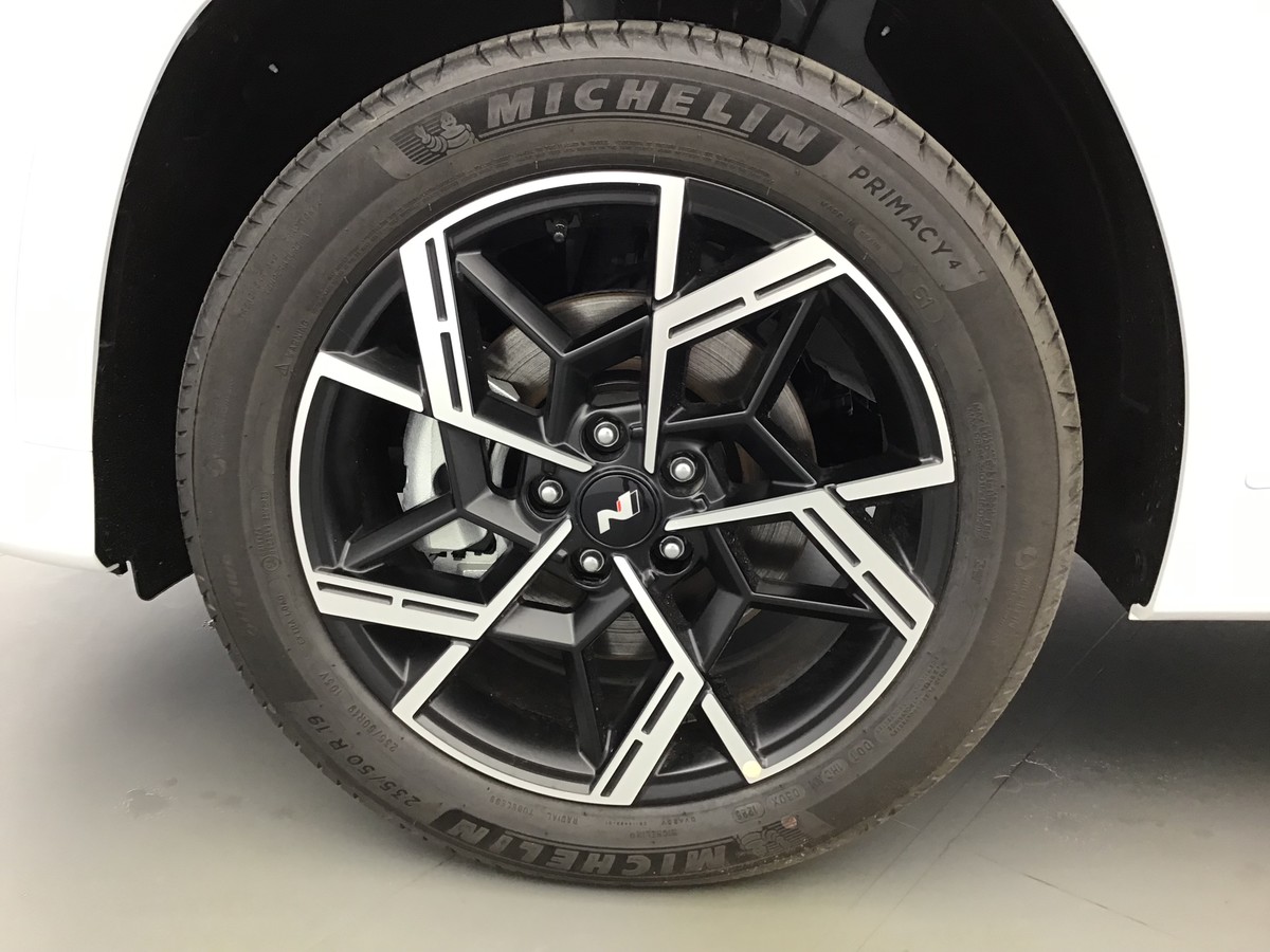 HYUNDAI TUCSON FEEL N LINE
