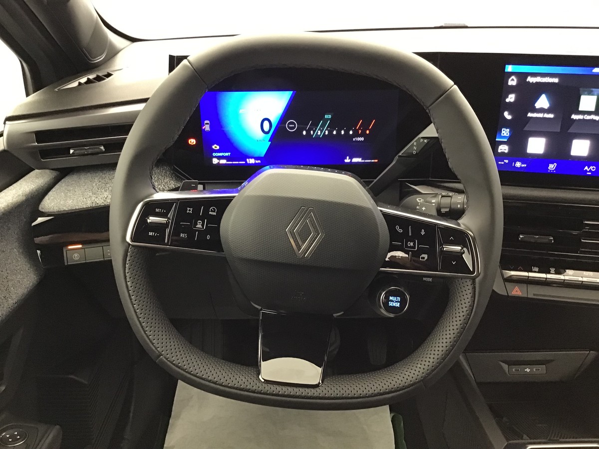 RENAULT CLIO 6