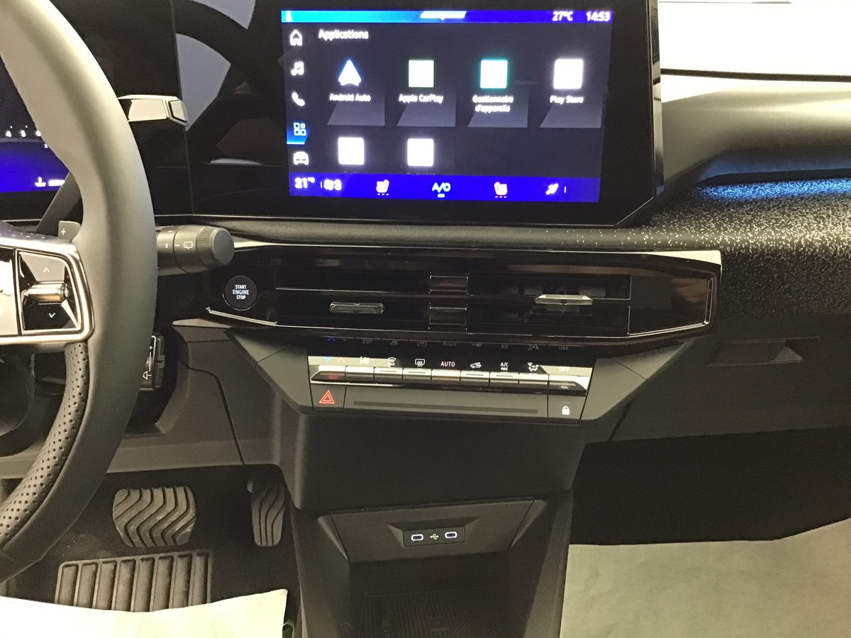 RENAULT CLIO 6