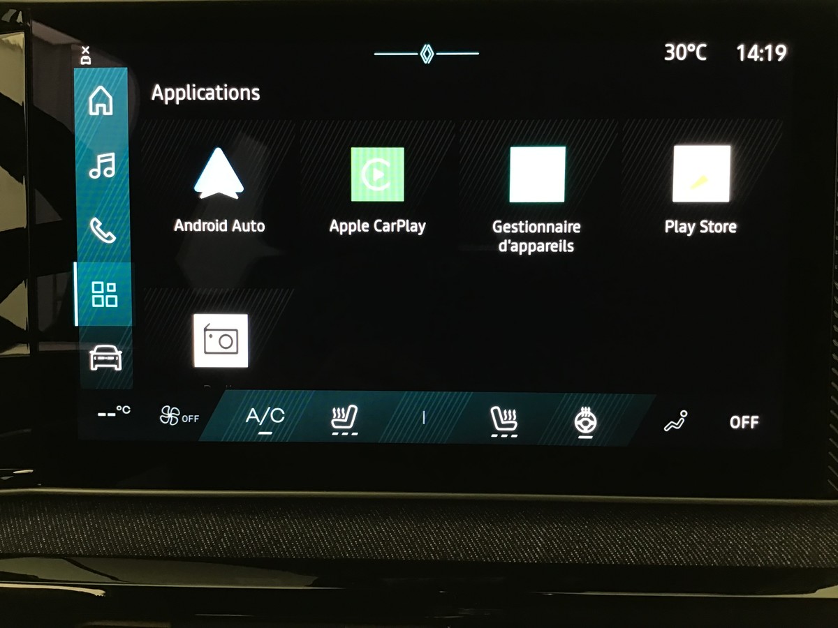 RENAULT