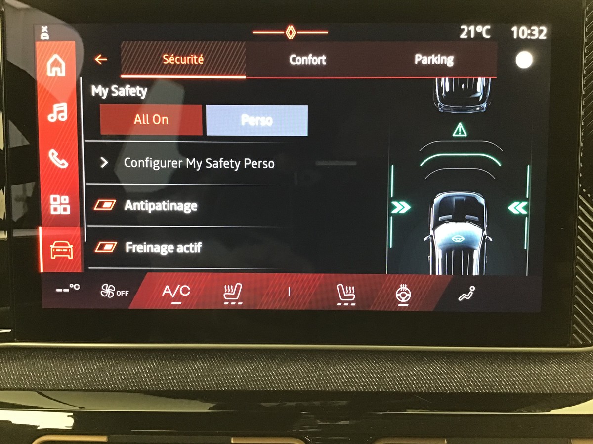 RENAULT