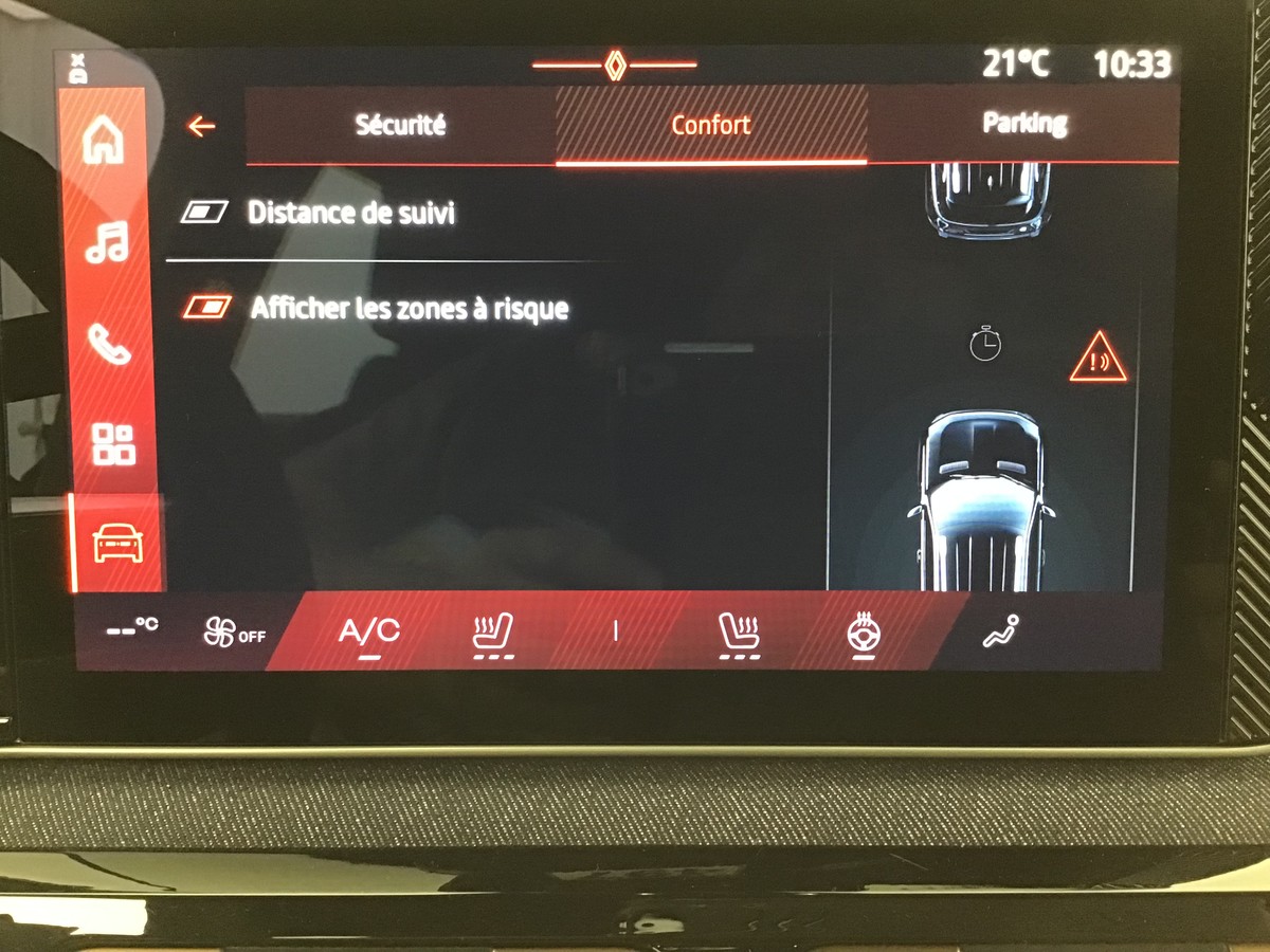 RENAULT
