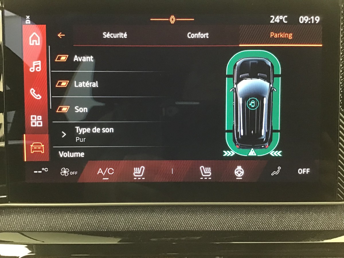 RENAULT