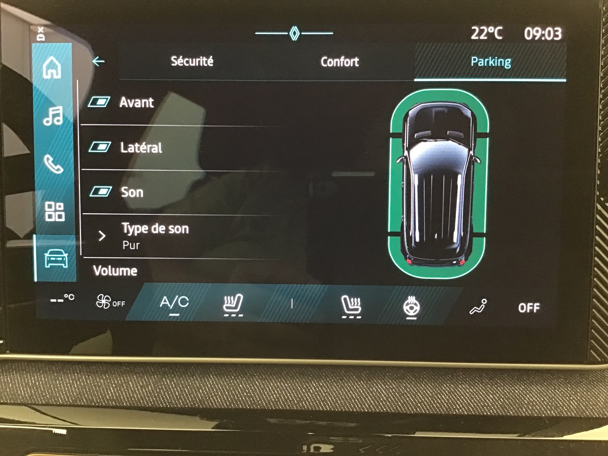 RENAULT