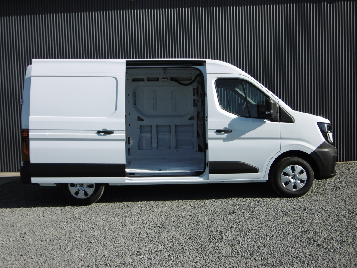 RENAULT-MASTER 4 FGN 3T5 L2H2-EXTRA