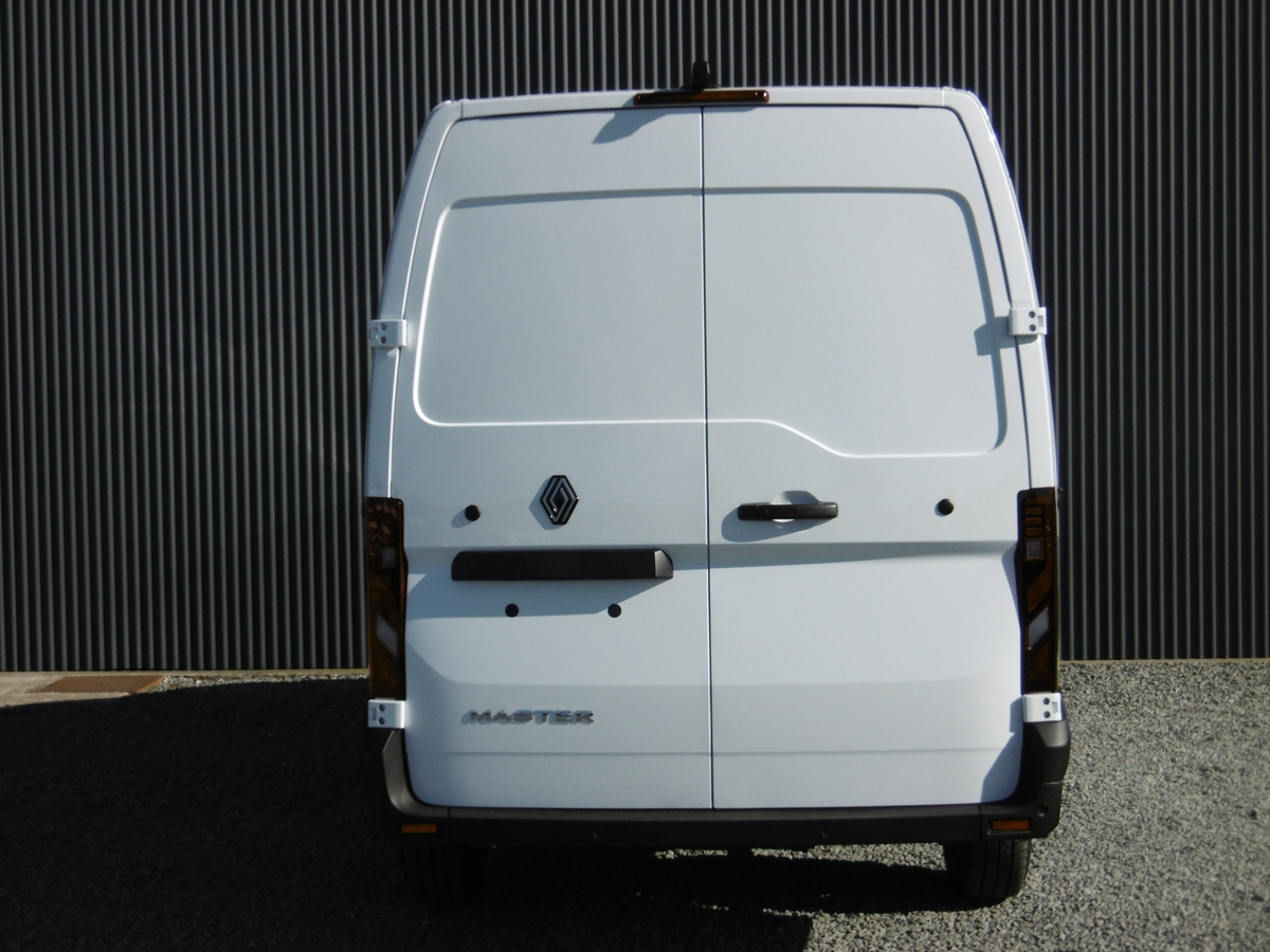 RENAULT-MASTER 4 FGN 3T5 L2H2-EXTRA