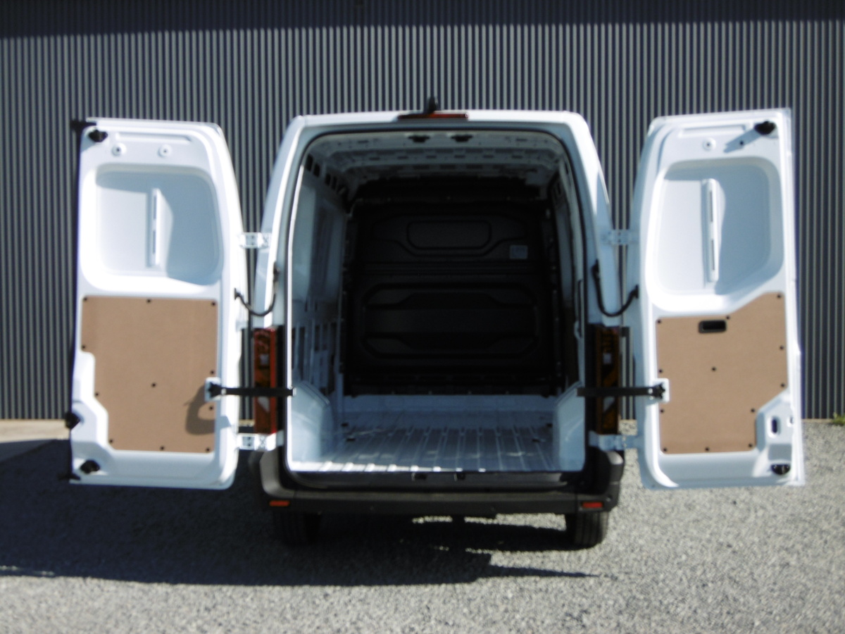 RENAULT MASTER 4 FGN 3T5 L2H2 EXTRA