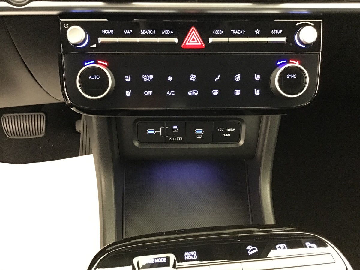 HYUNDAI TUCSON PREMIUM 