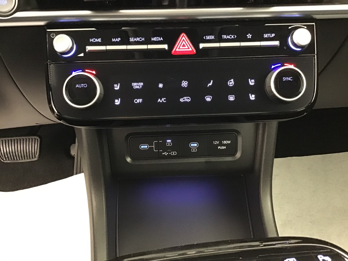HYUNDAI TUCSON PREMIUM 