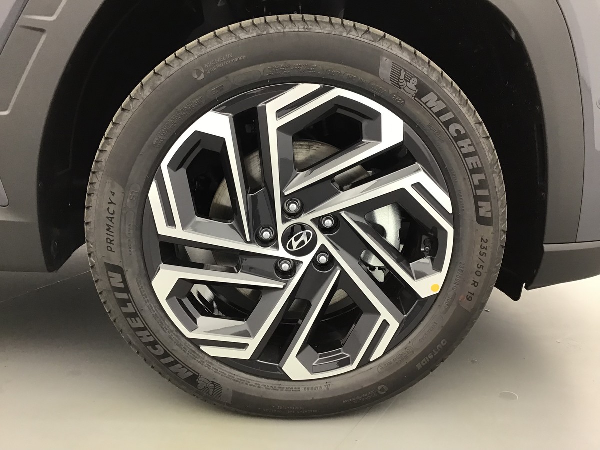 HYUNDAI TUCSON PREMIUM 