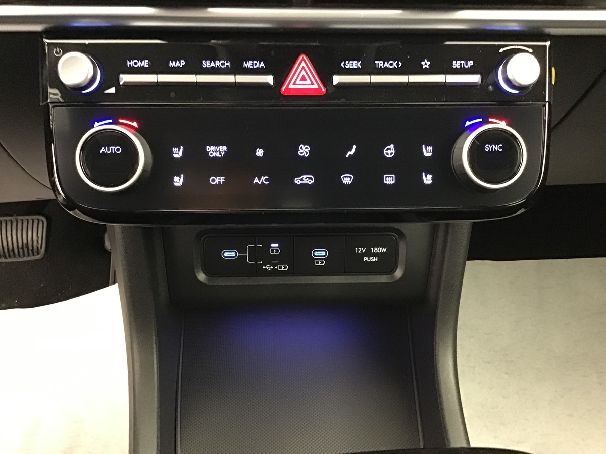 HYUNDAI TUCSON PREMIUM 