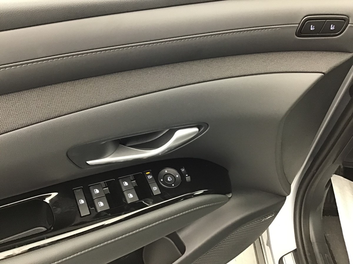 HYUNDAI TUCSON PREMIUM 