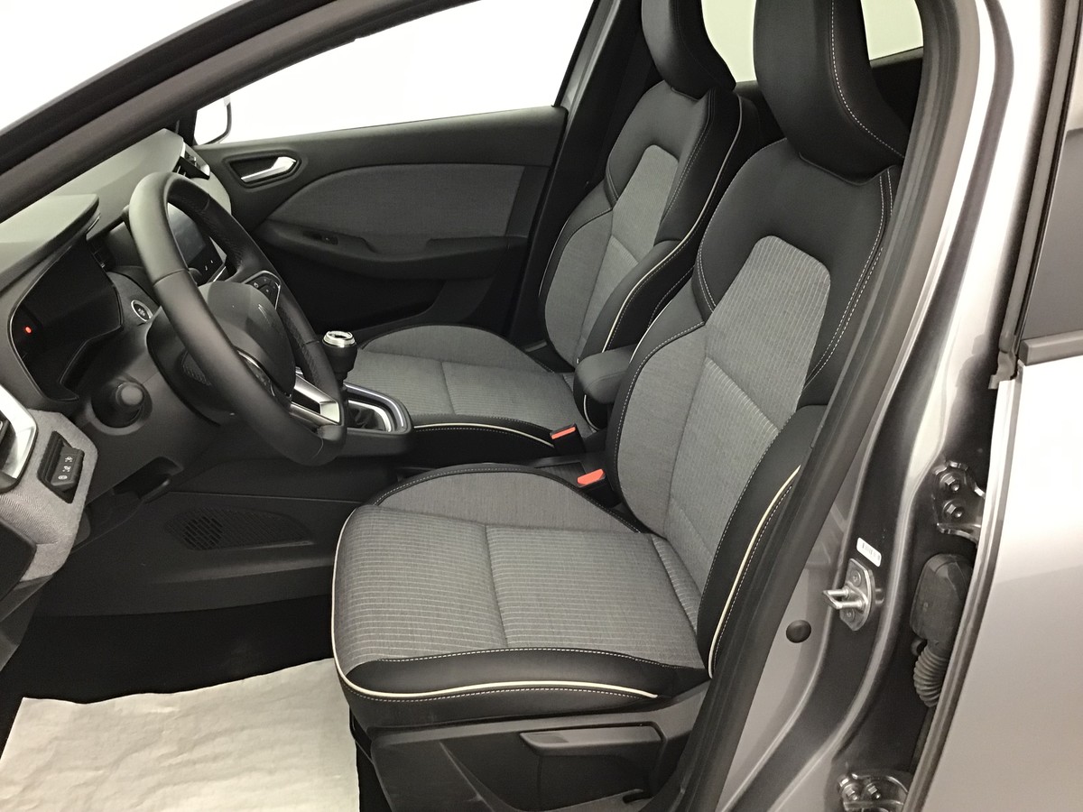 RENAULT CLIO 5 TECHNO