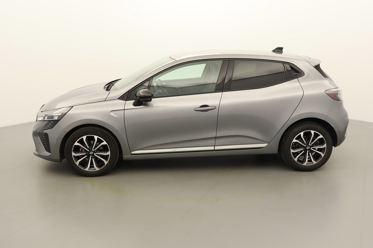 RENAULT CLIO 5 TECHNO