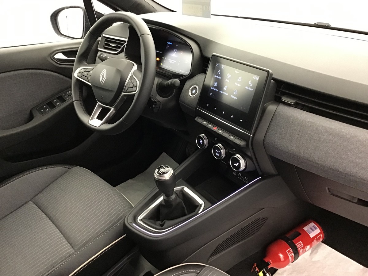 RENAULT CLIO 5 TECHNO