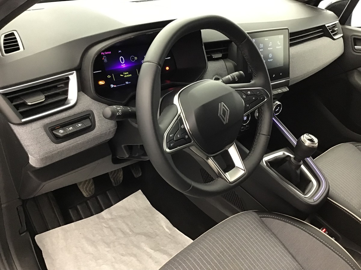 RENAULT CLIO 5 TECHNO