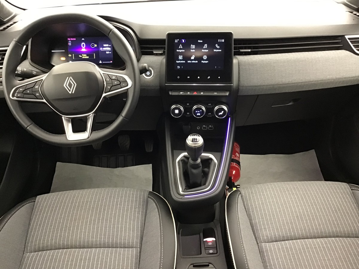 RENAULT CLIO 5 TECHNO