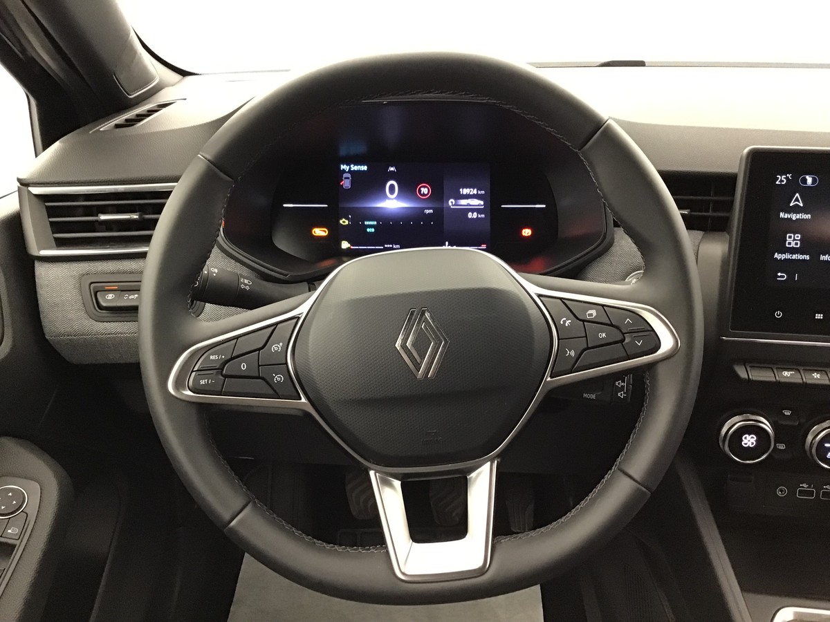 RENAULT CLIO 5 TECHNO
