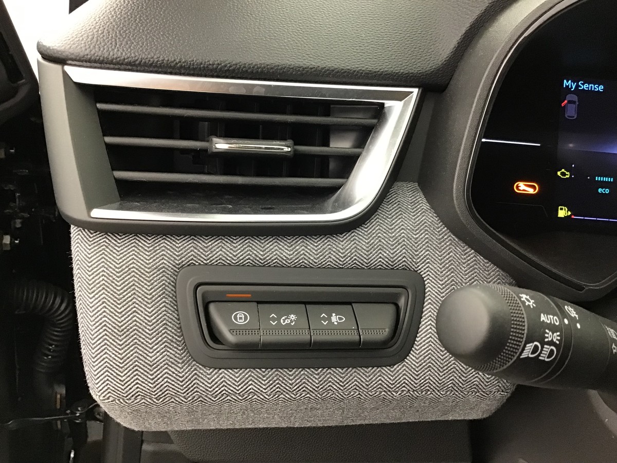 RENAULT CLIO 5 TECHNO