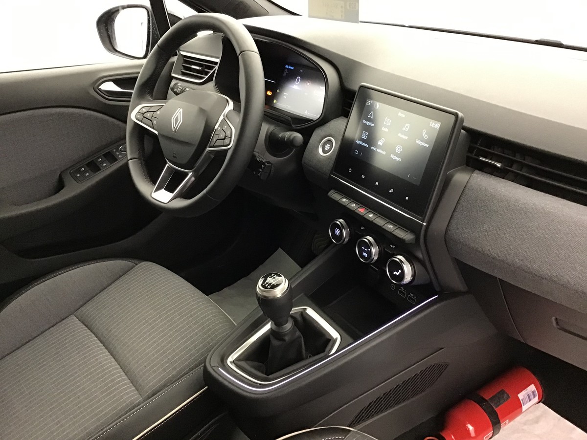 RENAULT CLIO 5 TECHNO