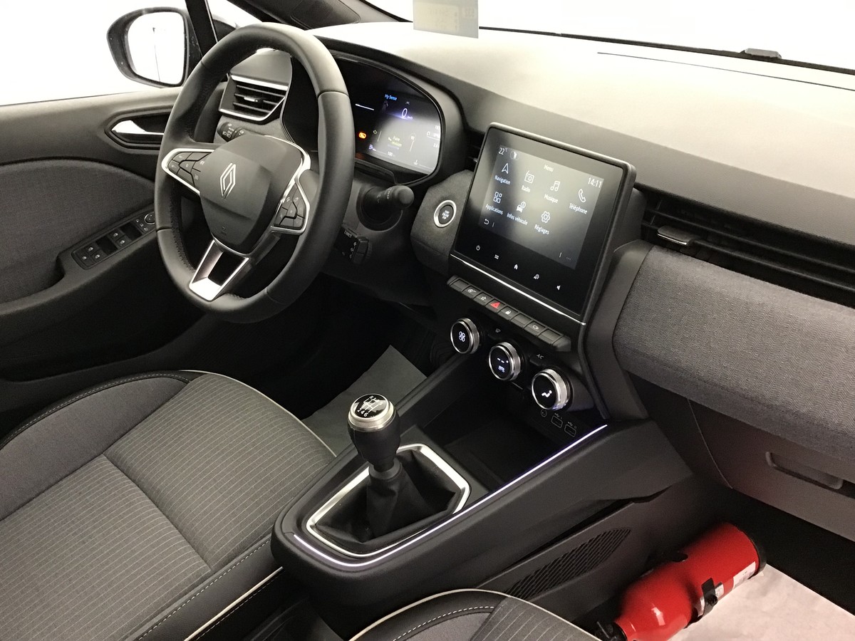 RENAULT CLIO 5 TECHNO